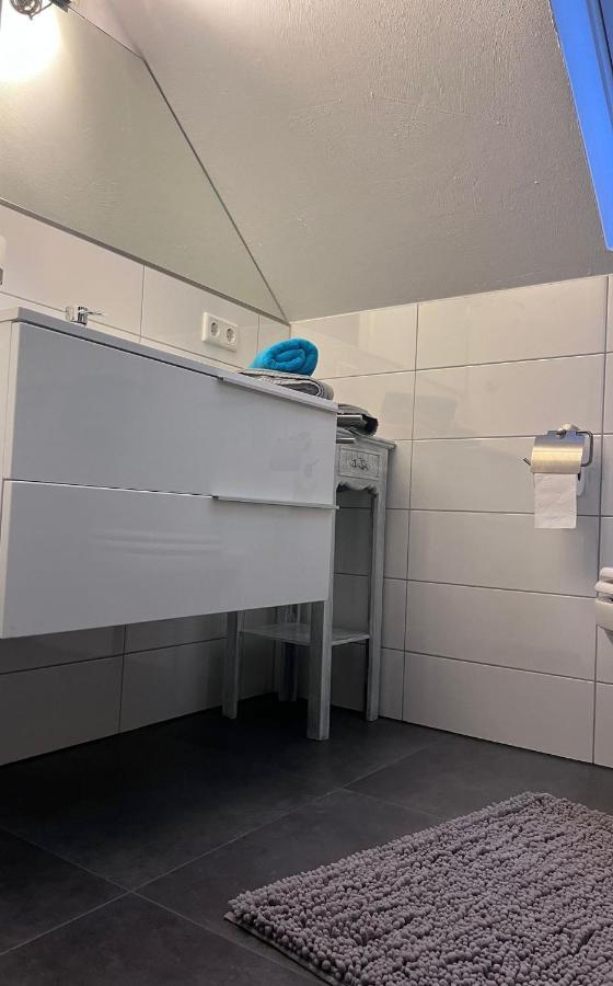 Willkommen Zuhause - Traumhafte, Zentrale Ferienwohnung In Kurstadt Bad Oeynhausen Exterior photo